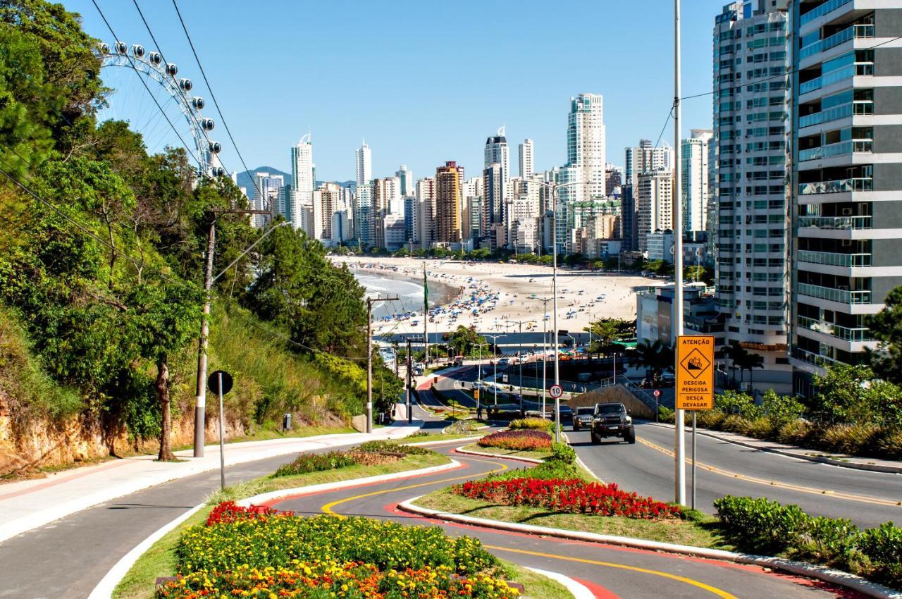 Estaleiro Com Charme - Ar, Churras E Pet Friendly Balneário Camboriú Exterior foto